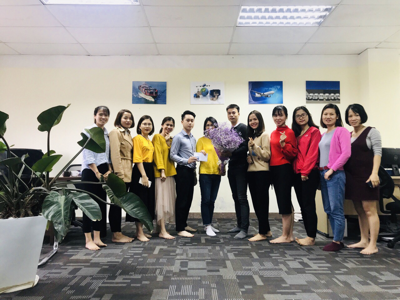 TRACO to chuc ngay 08-03 cho chi em phu nu 