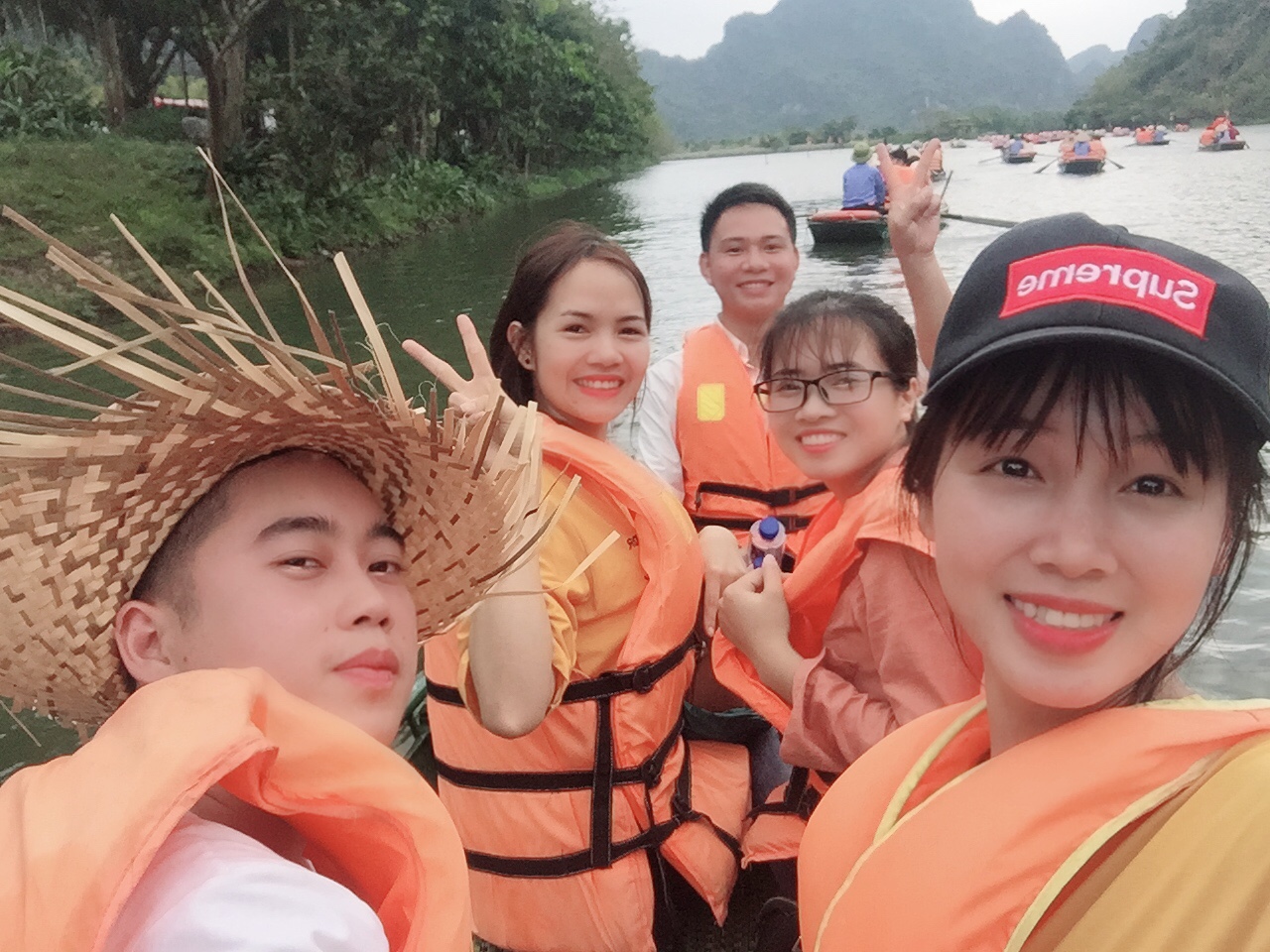 Nhân viên TRACO hào hứng vui vẻ trên chuyển đi du xuân 2019